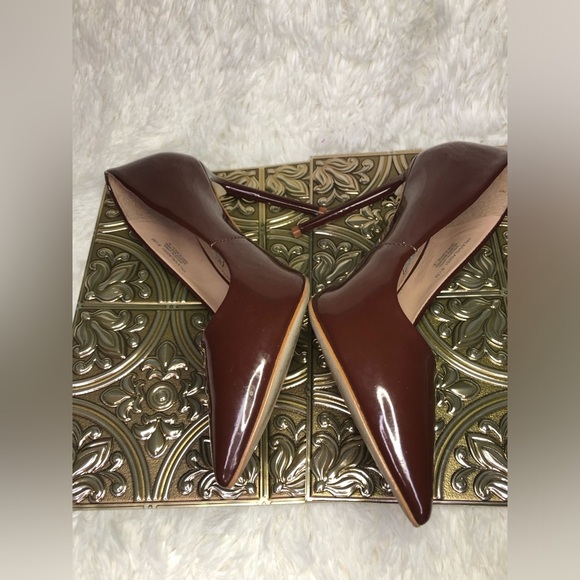 Steve Madden Chocolate Patent Heels - Picture 15 of 16